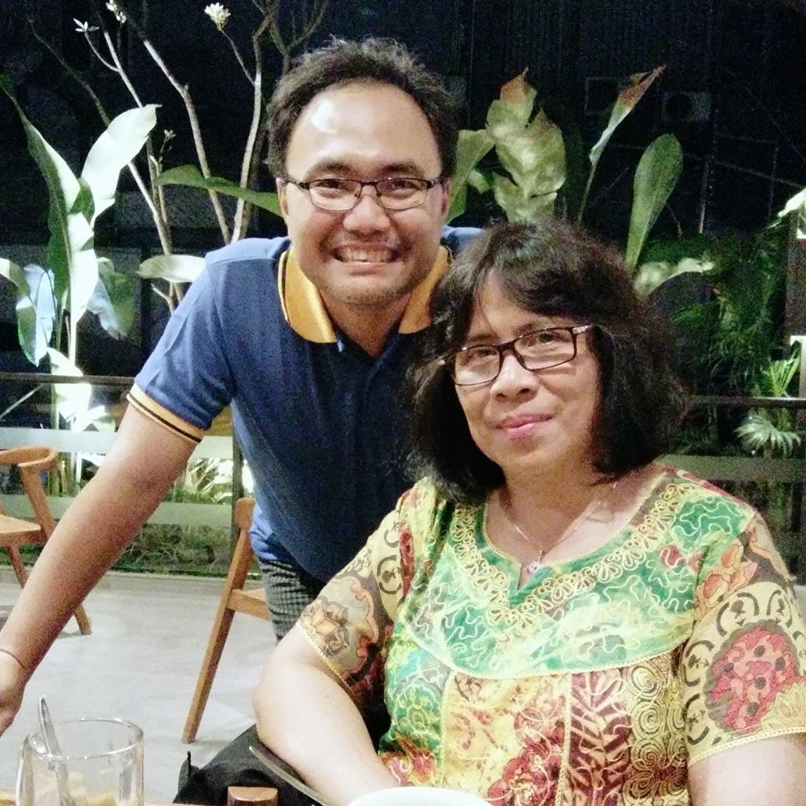 Gambar untuk With the Head of the Communication and Information Office of the Papua Provincial Government, Kansiana Salle, SH
