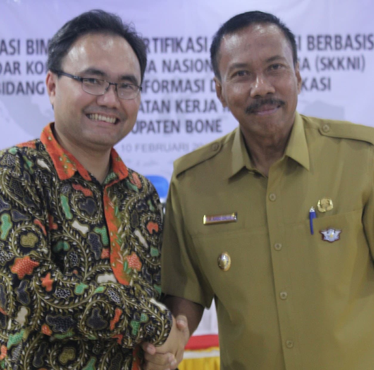 Gambar untuk With the Deputy Regent of Bone Regency, Drs. H. Ambo Dalle, MM.