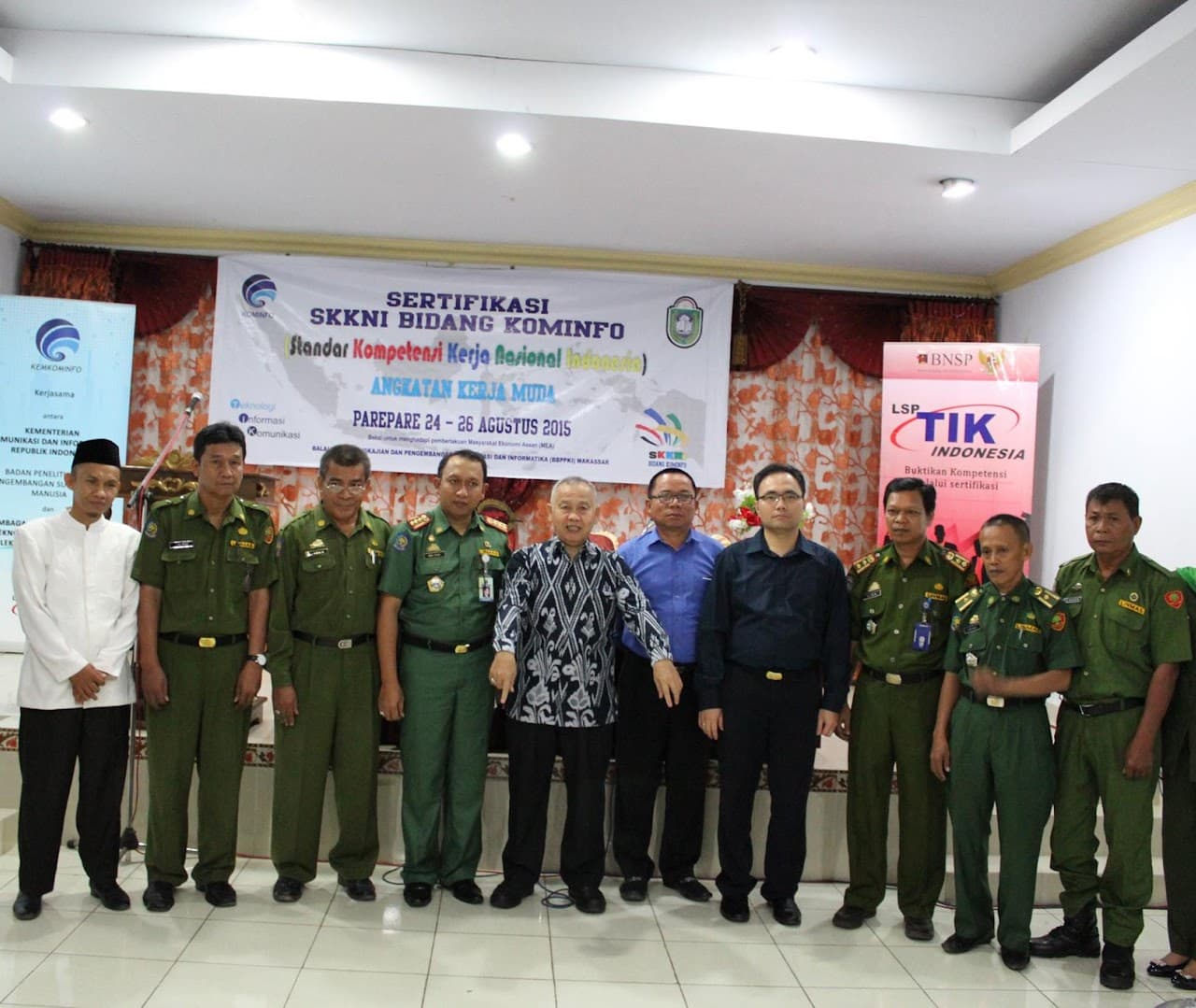Gambar untuk With Makassar Big Hall Kemenkominfo, Diskominfo Parepare at the Youth ICT Workforce Certification event