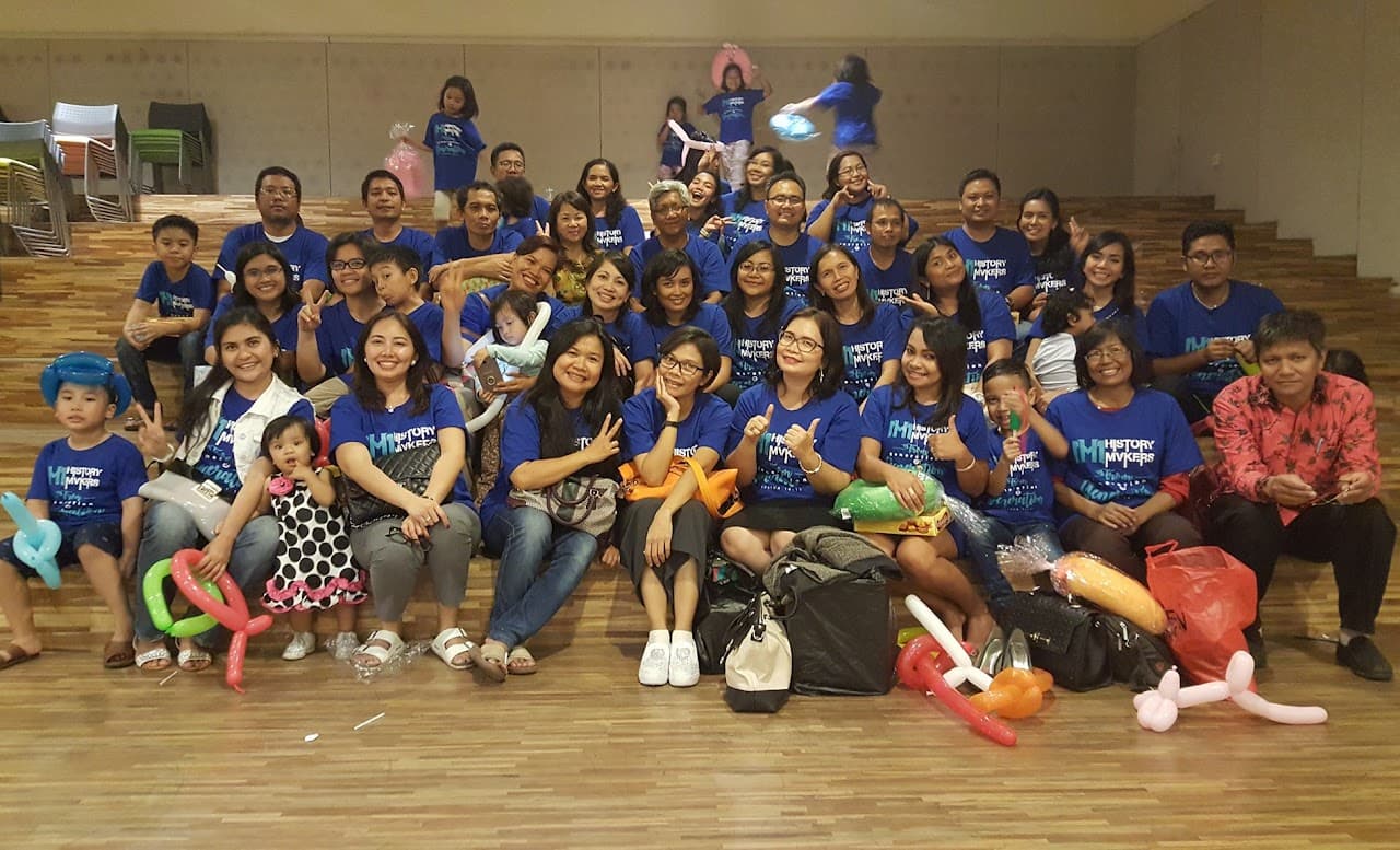 Gambar untuk Reunion of SMA Negeri 2 Bandung fellowship children