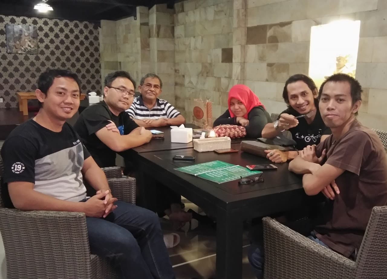 Gambar untuk Dinner with LSP TIK Indonesia elders at Jogja City Mall, Yogyakarta